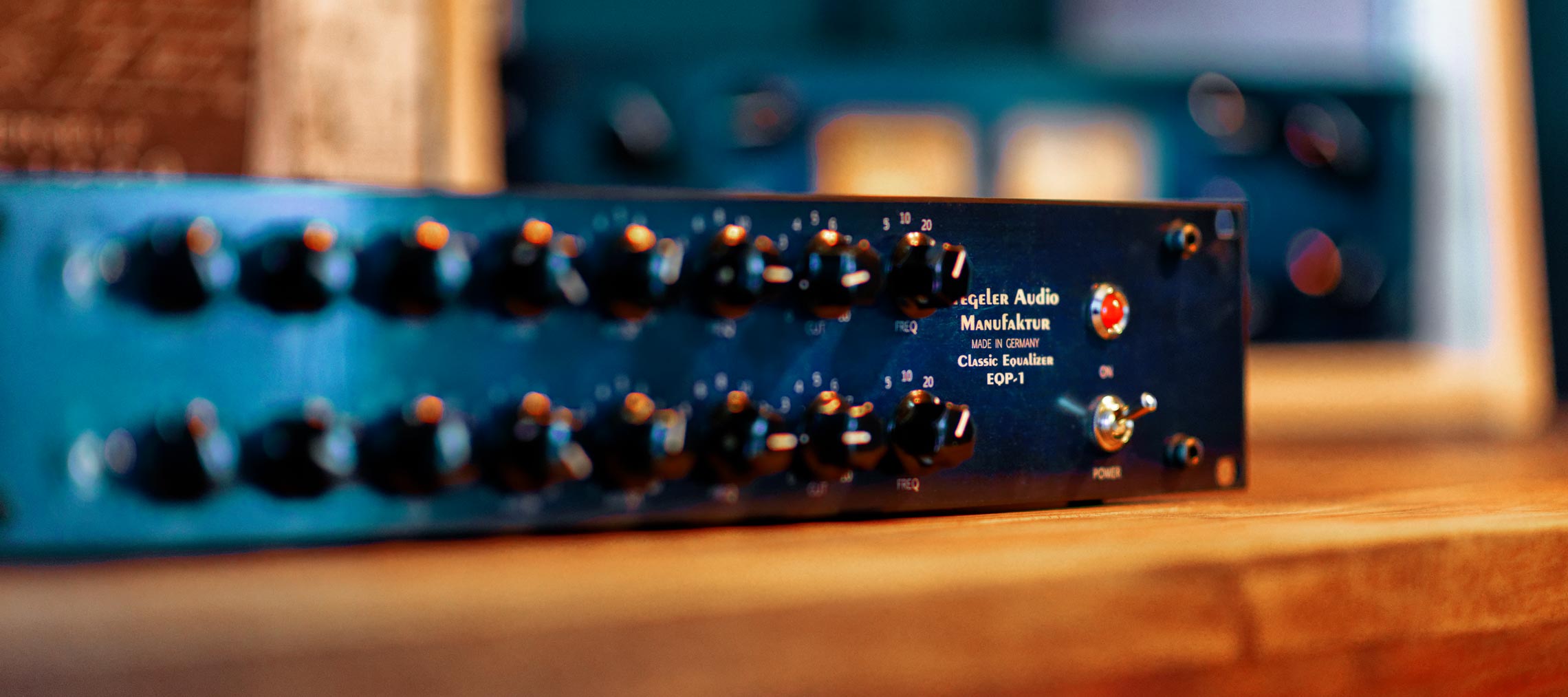 Classic Equalizer EQP-1 Classic Equalizer EQP-1